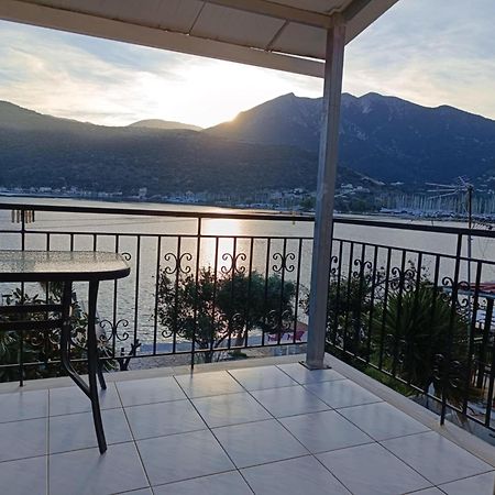 Appartamento Geni Bay Esterno foto