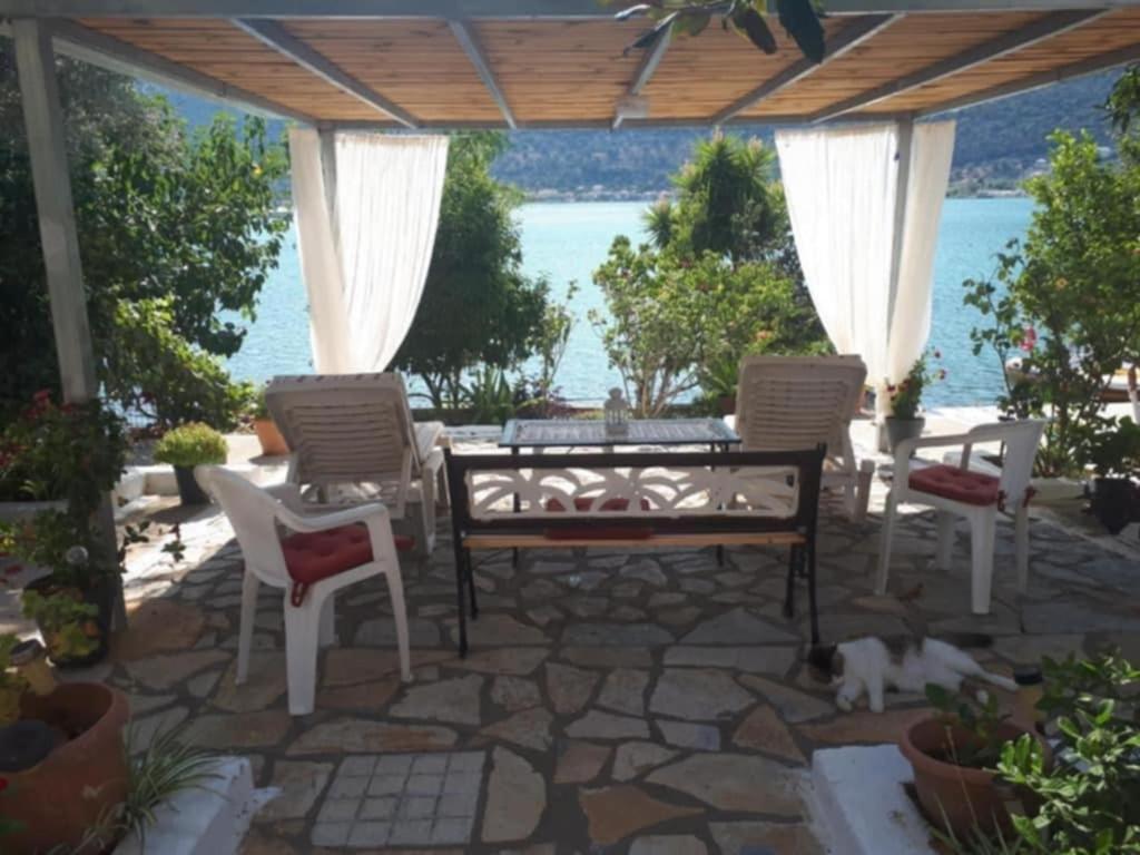Appartamento Geni Bay Esterno foto
